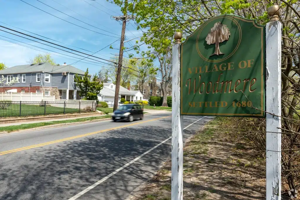 Woodmere, NY