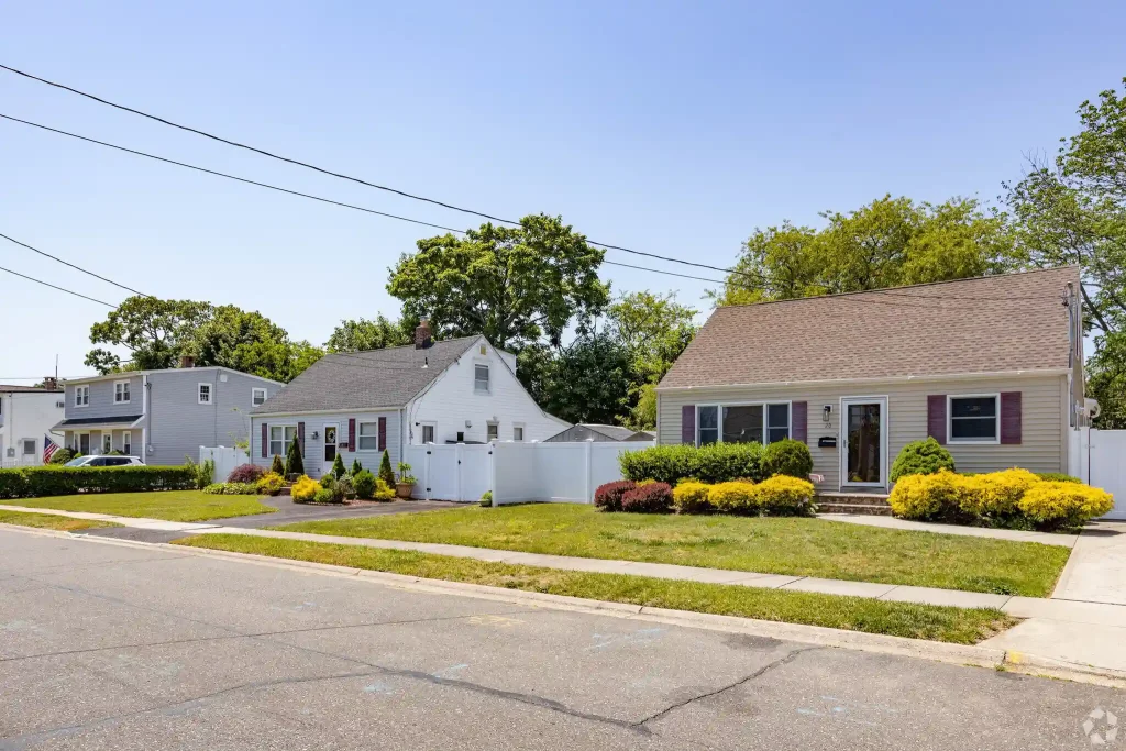 Basement waterproofing East Farmingdale NY